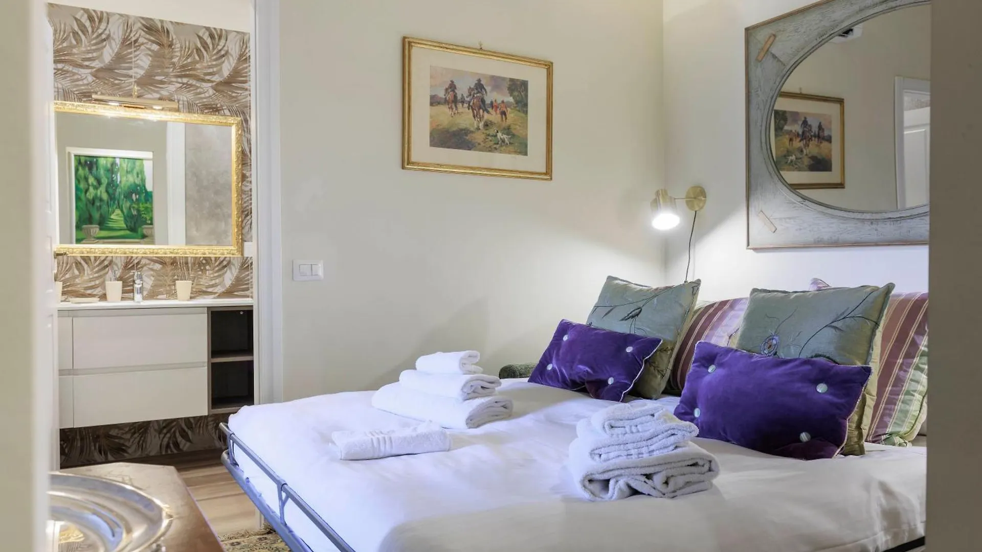 Oltrarno Elegant Apartment Florence