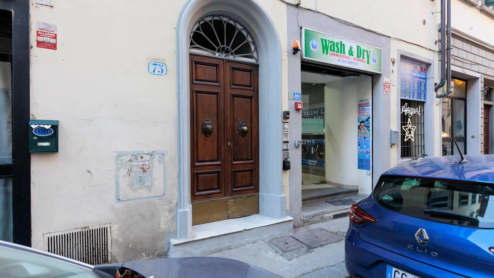 Oltrarno Elegant Apartment Florence 0*,  Italy